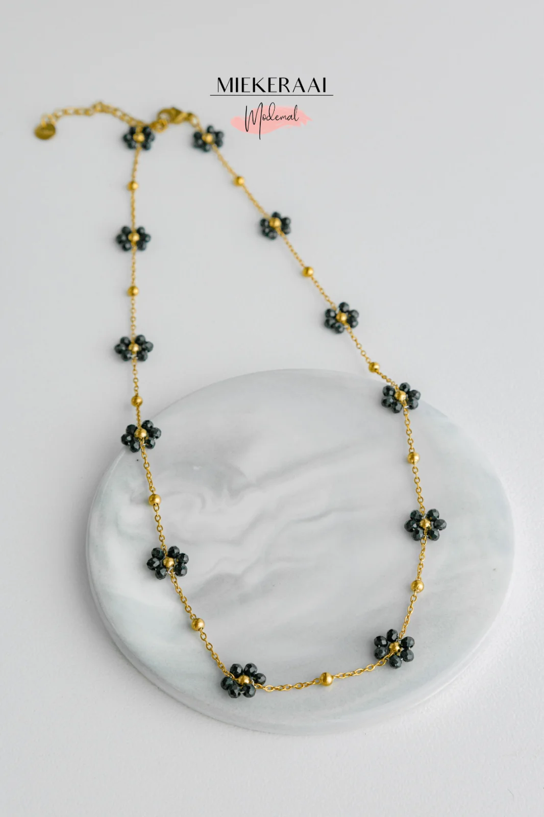 Miekeraai The Necklace 69