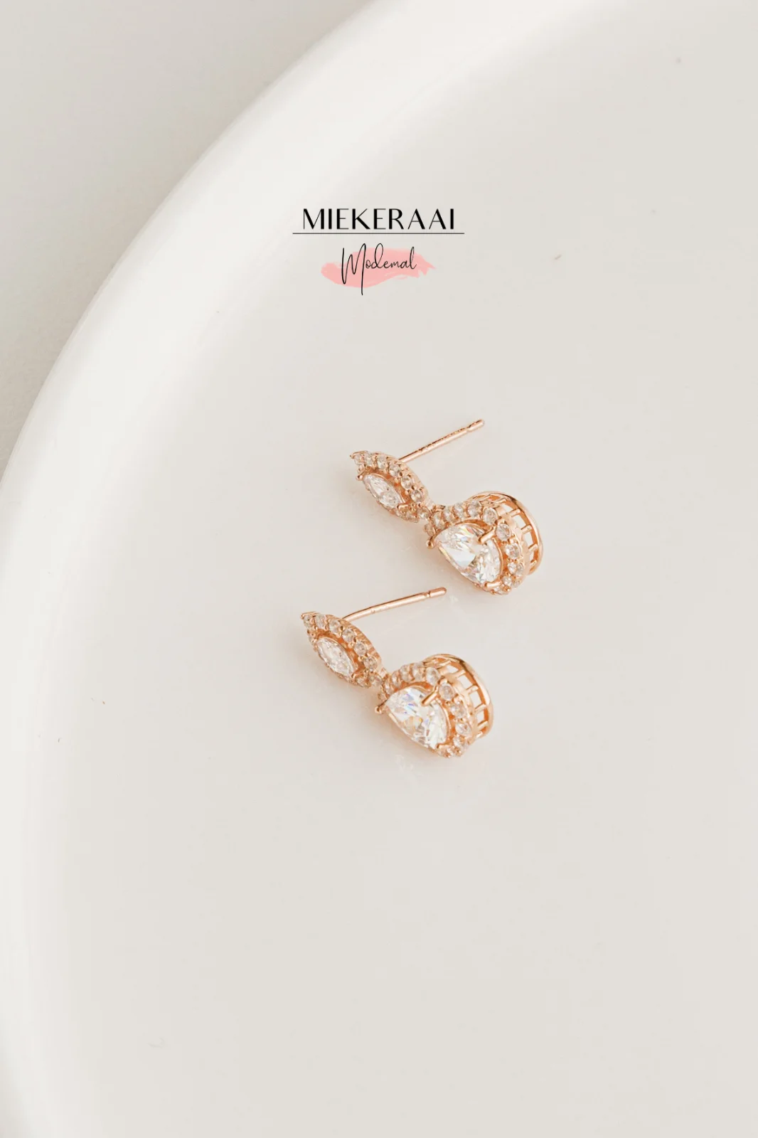 Miekeraai The Tiffani