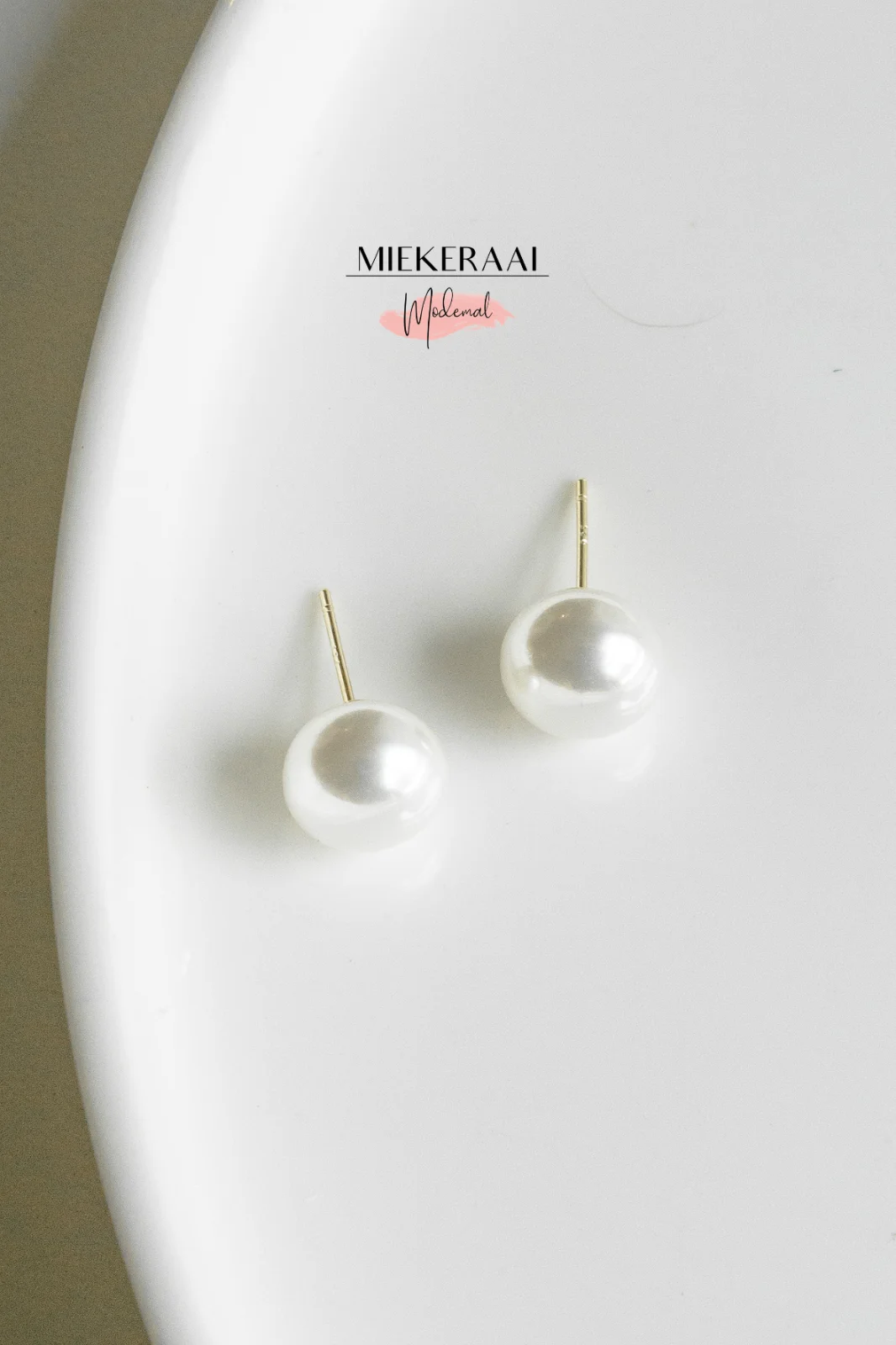 Miekeraai The Amelie Large